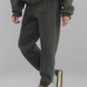 Comfrt Cloud jogger Sweatpants Large Gray